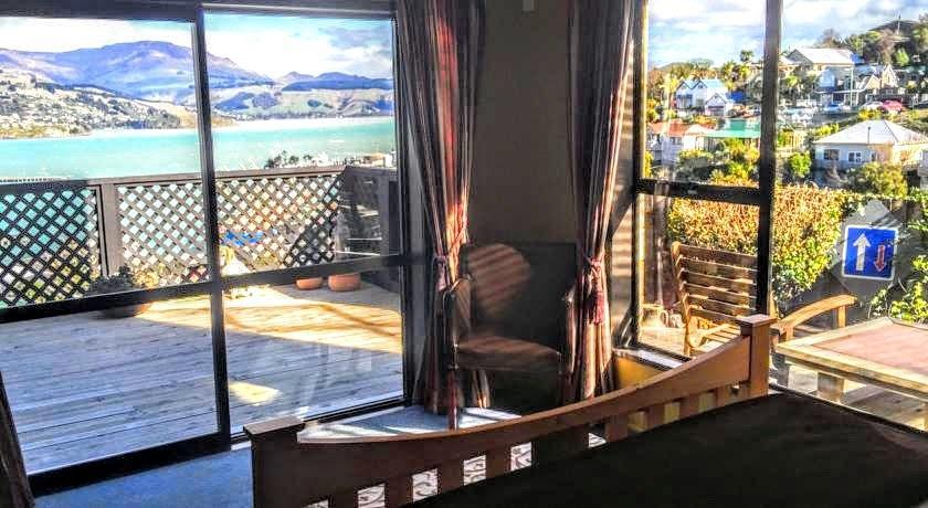 Harbour Lodge *